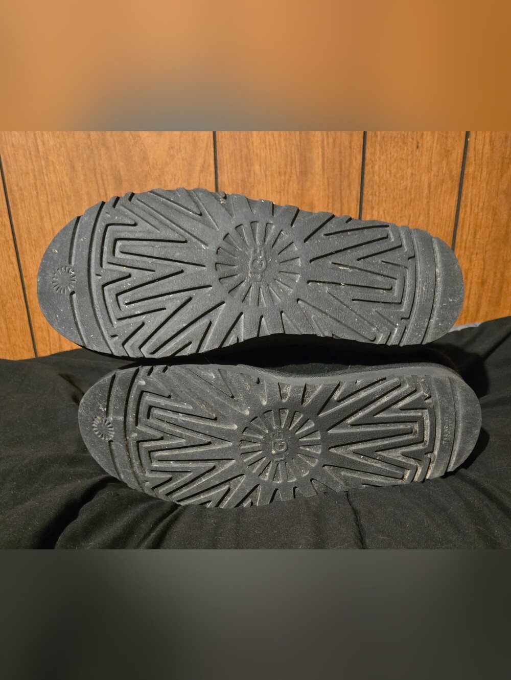 UGG Boots - Picture 3 of 3